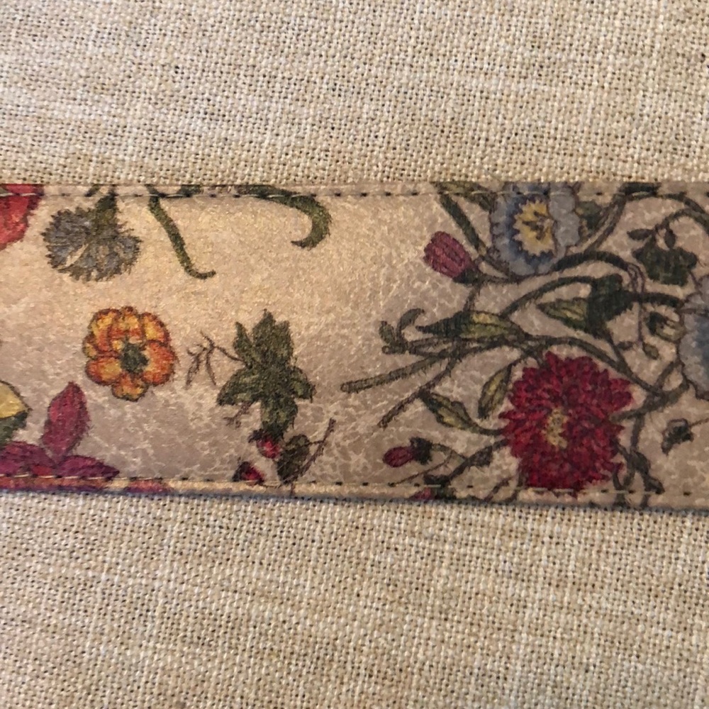 Floral belt - Picture 5 of 6
